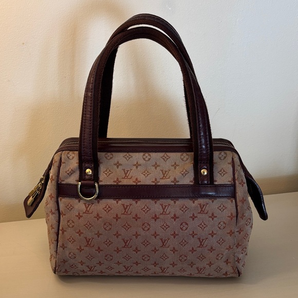LOUIS VUITTON MONOGRAM MINI JOSEPHINE PM - Picture 1 of 17